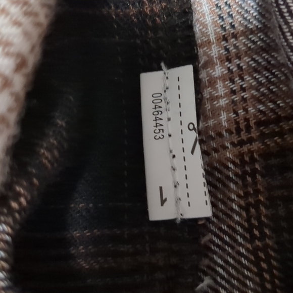 🎯FOREVER 21 BOXY CROPPED SHIRT - Picture 8 of 8